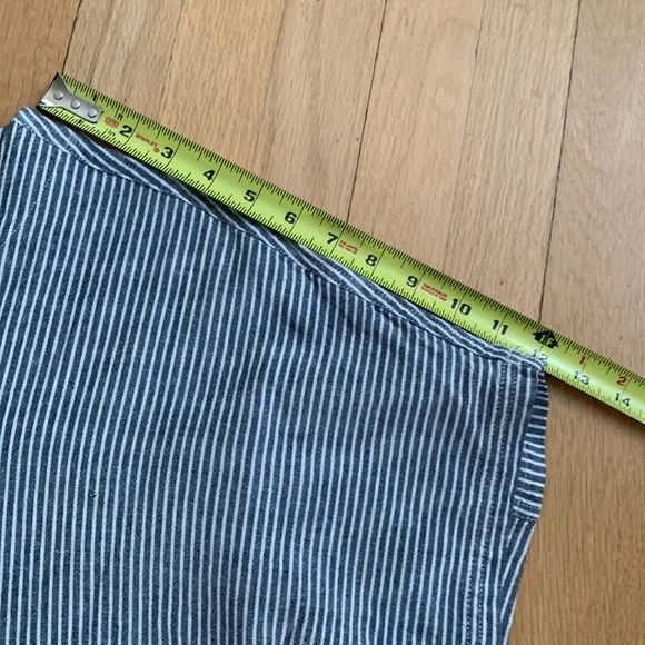 Time and Tru, small black/white stripe button down short sleeve tie bottom top - Picture 7 of 8